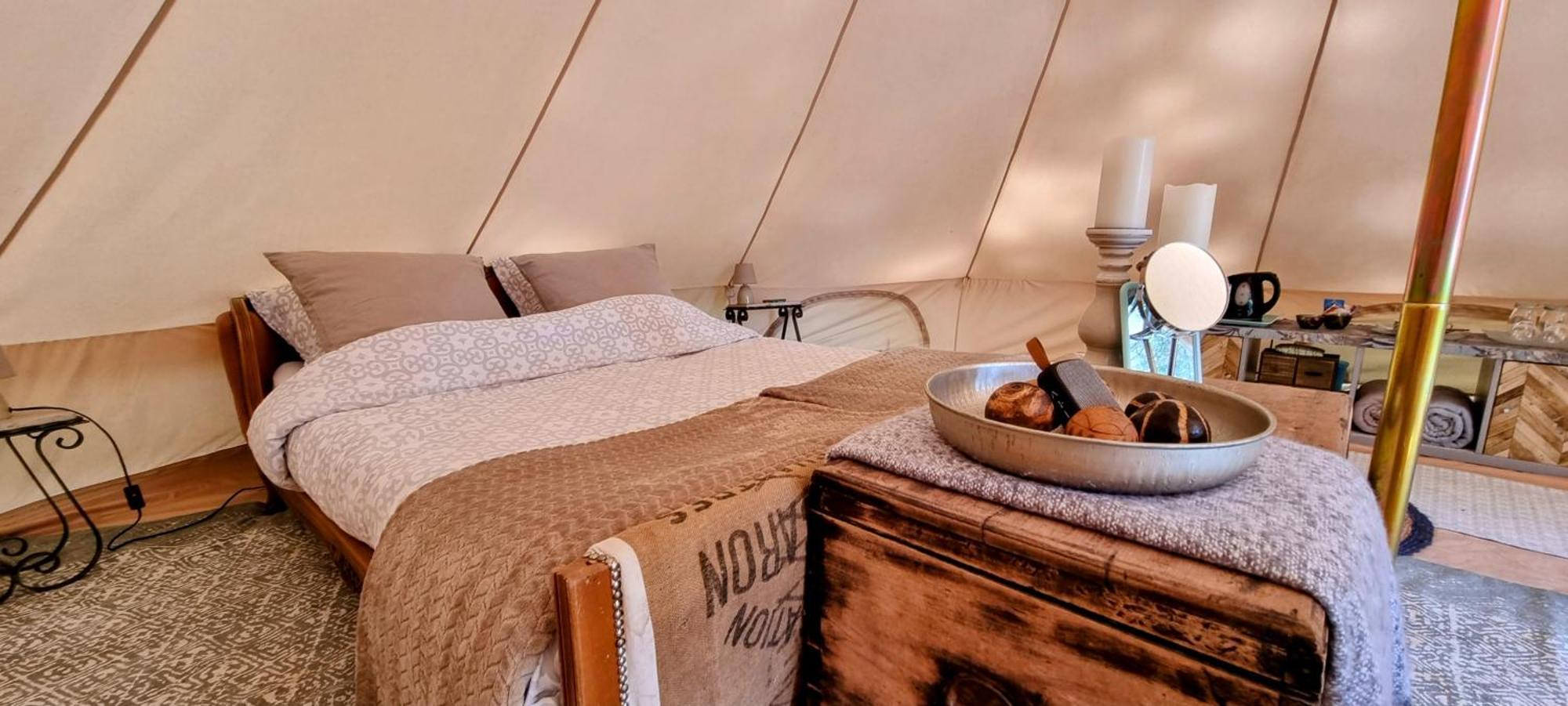 Luxury Bell Tent At Camping La Fortinerie Mouliherne Exterior foto